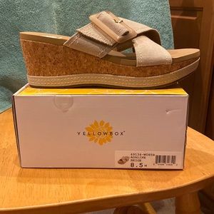 Yellow Box - women’s size 8.5